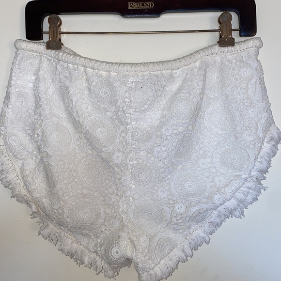 Revolve Lost in Alila lace shorts size L - Picture 4 of 5